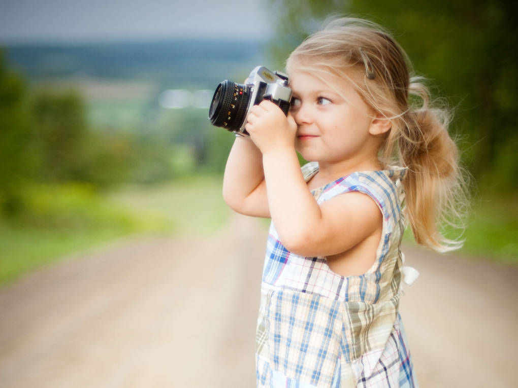 The law and photography of children by private eyes